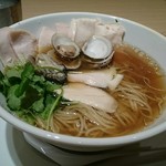 銀座 篝 - 蛤と牡蠣 醤油SOBA 鶏チャーシュー トッピング