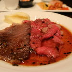 シェフズ ライブ キッチン - 骨付きプレミアムローストビーフ