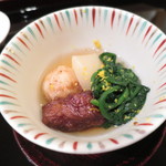 帰燕 - 粟麩 海老芋 蕪 炊合せ