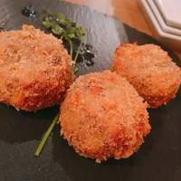 お肉屋 けいすけ 三男坊 - 