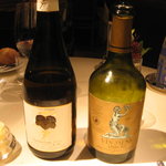 レストランひらまつ 広尾 - ジュラ地方の黄色いワイン、ヴァンジョーンヌ