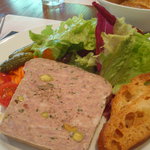 自家製田舎風テリーヌ。