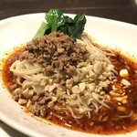 四川Dining&Bar臥龍　創香 - 汁なし坦々麺