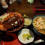 信州そば 信濃路 - 味噌ダレチキンカツ丼（750円税抜き）