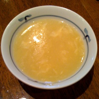 中国料理 高尾 - 炒飯のスープ