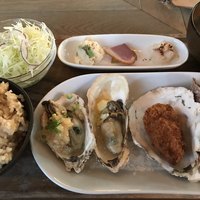梅田 ワーフ - 牡蠣フライ・焼き牡蠣食べくらべセット 1480円