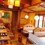 Washoku Sushi Dainingu Tenryuu Honten - テーブル席