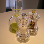 ドルチェ ポンテベッキオ - オリーブオイル・塩・こしょう