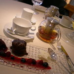 ドルチェ ポンテベッキオ - 紅茶と焼きたてチョコレートスフレ