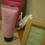 森の邸宅　彩音　- アノン - - 洗面所　綿棒・爪楊枝・あぶら取り紙・ハンドクリ－ムまであります！！