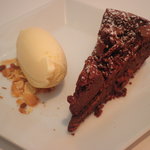 エノテカ・オルモ・デル・カウカソ - バニラとガトーショコラ