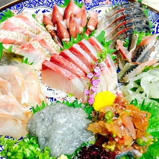 2時間飲み放題 仕事後の一献に 名物まるごと堪能スタンダードコース お刺身5点盛り 甲斐極み鶏の唐揚げ 海の幸の炙り物など 料理8品 めぐろ海岸 目黒 魚介料理 海鮮料理 食べログ 2時間飲み放題 仕事後の一献に 名物まるごと堪能スタンダードコース お刺身5点盛り 甲斐極み鶏の唐揚げ 海の幸の炙り物など 料理8品 めぐろ海岸 目黒 魚介料理 海鮮料理 食べログ