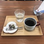 オリジン コーヒー - ブレンドコーヒー、小城羊羹を添えて