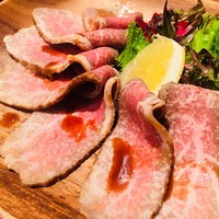 听屋 六本木 - 霜降りローストビーフ。