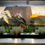 Veg.yard - ショーケース（残り少ないお惣菜）