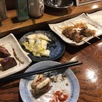 やきとり小柳 本店 - 食べかけでごめんなさいどれも美味しいので一通り食べてみてほしい(=^▽^)σ個人的にはレバーとさがり✨✨鉄板です✨✨