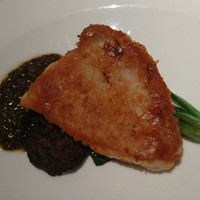 キハチ 青山本店 - 豚ロース肉のチーズ焼きシャンピニオンスパイスソース♪