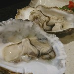 千石寿司 - 殻付き牡蠣  広島倉橋島産