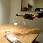 東 - ◆スパークリングを追加。