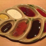 串揚げ 依知川 - ソース類