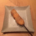 串揚げ 依知川 - 牛ロースとエリンギ