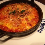 ル　ビストロ - ハチノスのトマト煮 チーズがけ 良い匂い