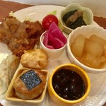 オーガニック カフェ&ダイニング グレインズ - 