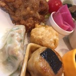 オーガニック カフェ&ダイニング グレインズ - 