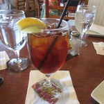 Haleiwa Joe’s Seafood Grill - 私は運転があったんでアイスティーで乾杯です。
      