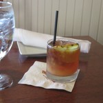 Haleiwa Joe’s Seafood Grill - 友人は運転がないんでマイタイで乾杯。