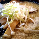 背脂塩ラーメン