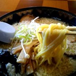 背脂塩ラーメン