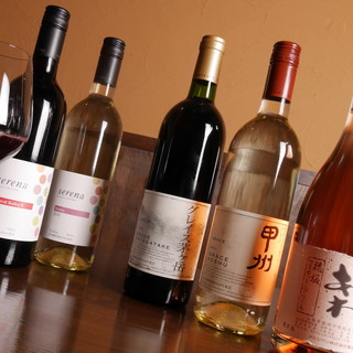 喜歡喝酒的人必看!葡萄酒和日本酒種類豐富◎