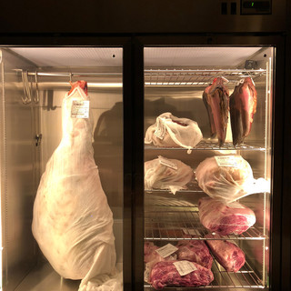 肉と葡萄酒 跳牛_0