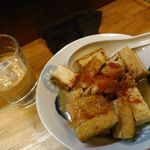 いっさ - タイカレー缶詰300円と厚揚げ250円を煮込んでもらった一品550円