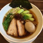 麺屋 奥右衛門 - 醤油麺  味玉トッピング