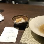 クロモリ - 角田 ササニシキにフカヒレ煮込みを乗せていただきます。