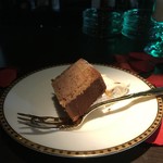 CAFE CEREZA - 生チョコレートケーキ   450円