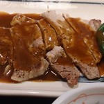 渡来屋 - ポークソテーは肉固め、デミグラスソース