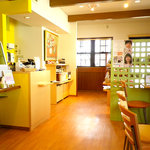 アルペーゼ - 店内の様子