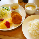 アルペーゼ - コロッケ定食：６００円