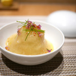 SUGALABO - 松葉蟹（鳥取境港）と関金山葵（鳥取）のジュレ