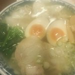 Ikedashi Yokudou - 味玉ワンタン麺（塩）　700円