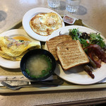 Embassy Suites by Hilton Waikiki Beach Walk - 