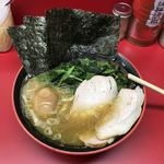 横濱家系ラーメン 勝鬨家 - 