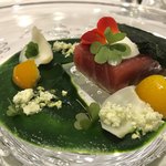 Grand rocher - 本鮪中トロの炙り、チヂミほうれん草のソース