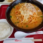 くるまやラーメン 金沢若宮店 - ねぎ味噌ラーメン(大盛り)
                                トッピングで…辛みねぎ増量❗️
                                ニンニク多め
                                無料  半ライス