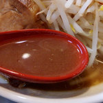 ラーメン ヤスオ - ヤス二郎・麺300g・ニンニクショウガ（850円）
      