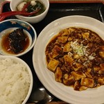 中華料理 敦煌 らーめんすき - 