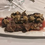 Waialae Country Club - 次は柔らかいリブステーキです。
            